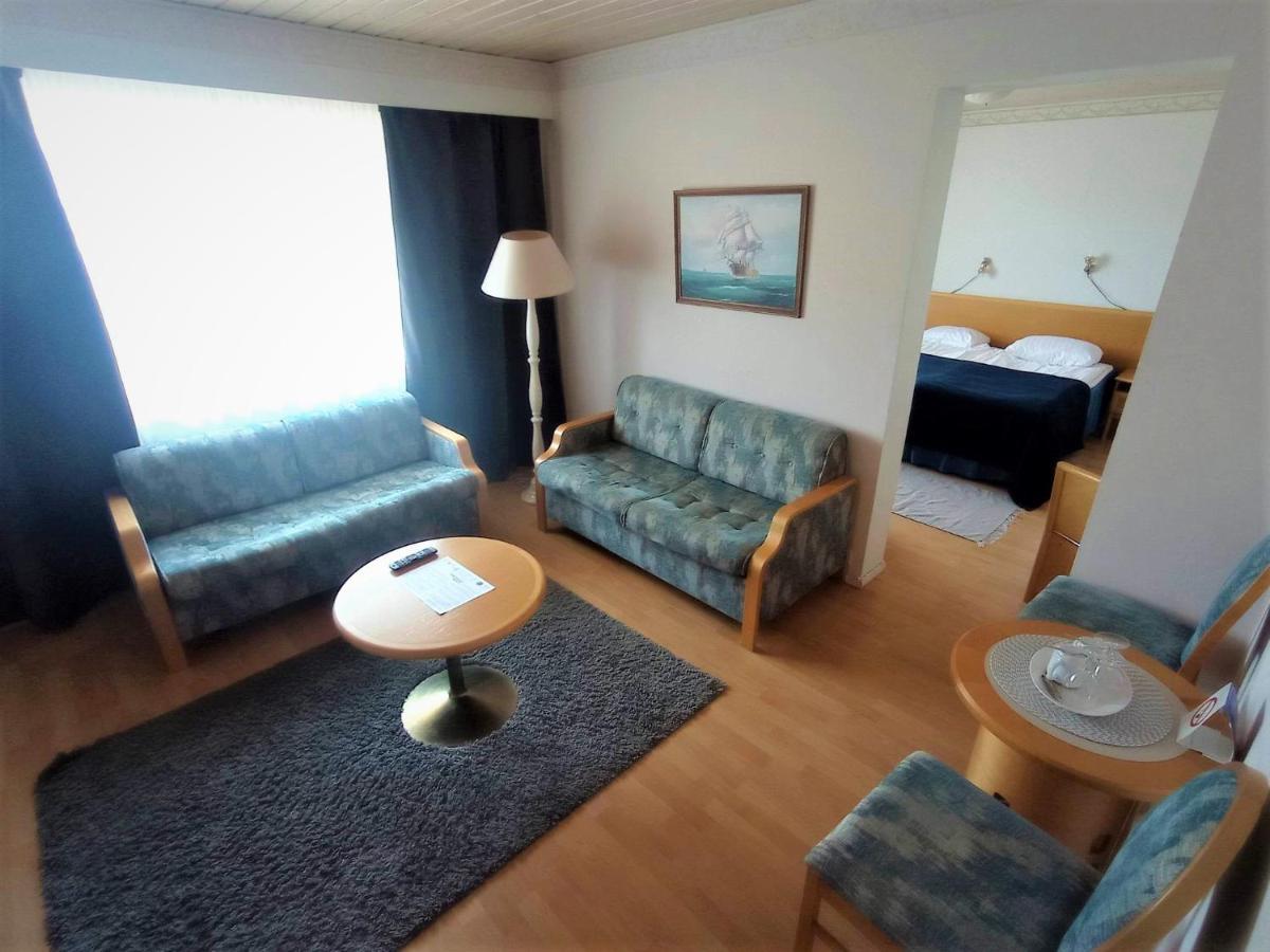 Hotel Hiittenharju